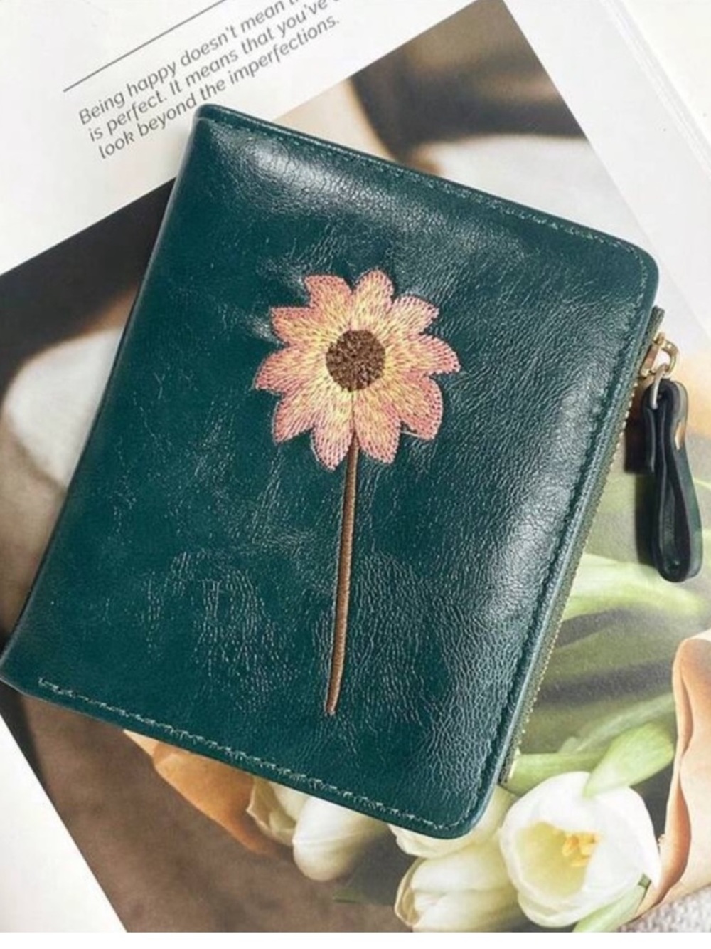Retro Faux Leather Sunflower Embroidered Wallet NEW 🏷️